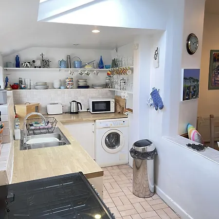 9 Bowling Terrace * St Ives (Cornwall)