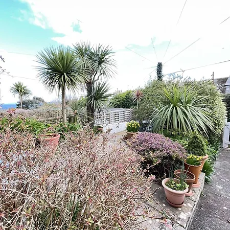 9 Bowling Terrace * St Ives (Cornwall)